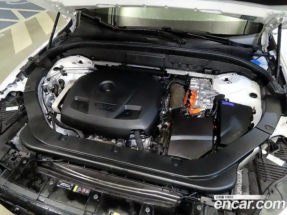 Volvo XC60 2021 2.0 Автомат в Москве № 164816, фото 19