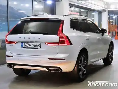 Volvo XC60 2021 2.0 Автомат в Москве № 164816, миниатюра 4