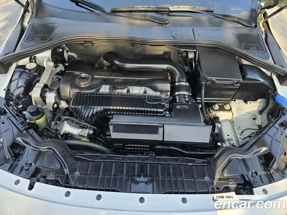 Volvo V60 2016 2.0 Автомат в Москве № 164840, фото 10