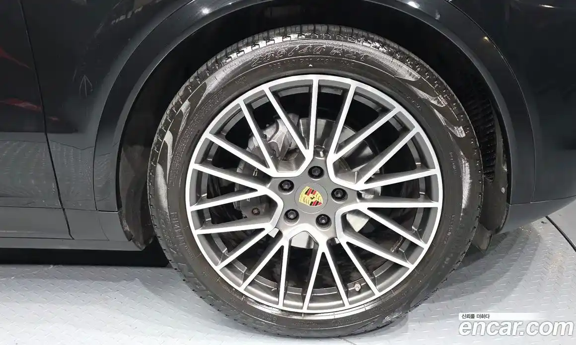 Porsche Cayenne 2023 3.0 Автомат в Москве № 165064, фото 5