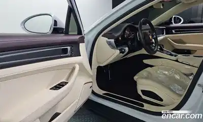 Porsche Panamera 2023 2.9 Автомат в Москве № 165225, миниатюра 5