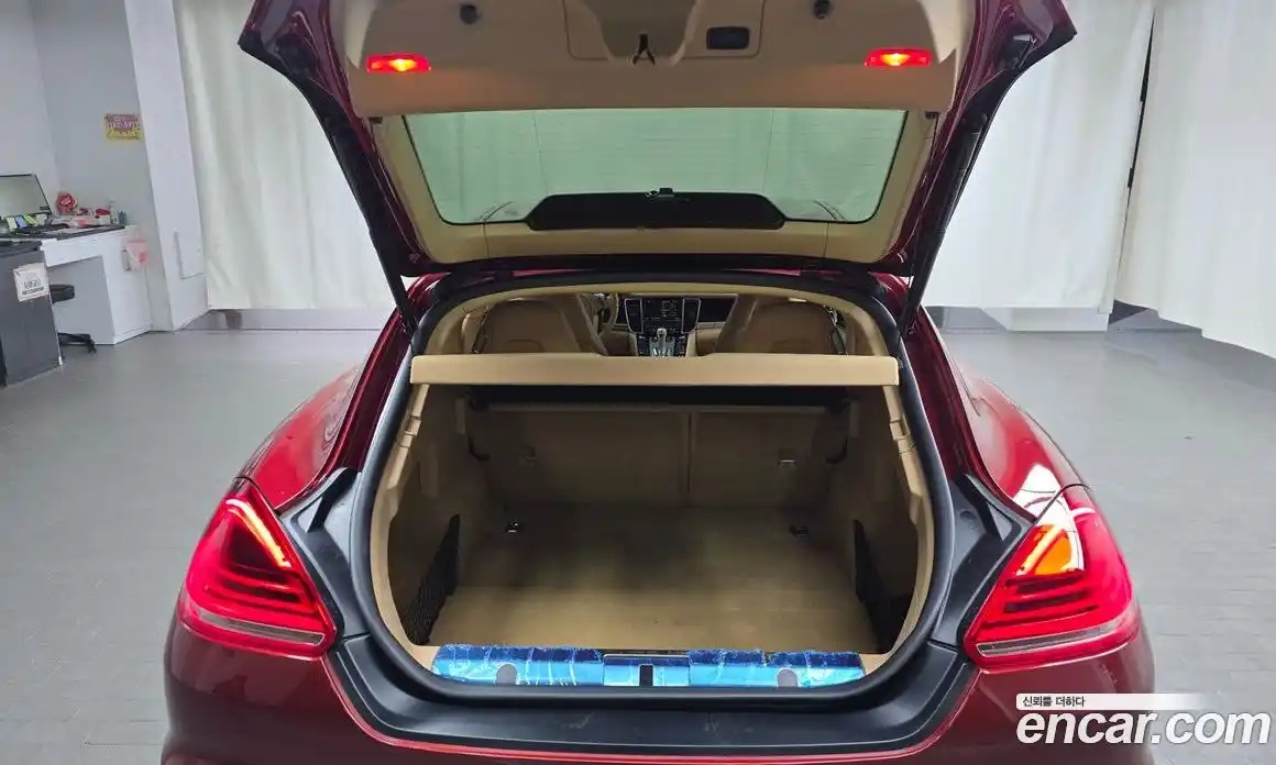 Porsche Panamera 2015 3.6 Автомат в Москве № 165549, фото 20