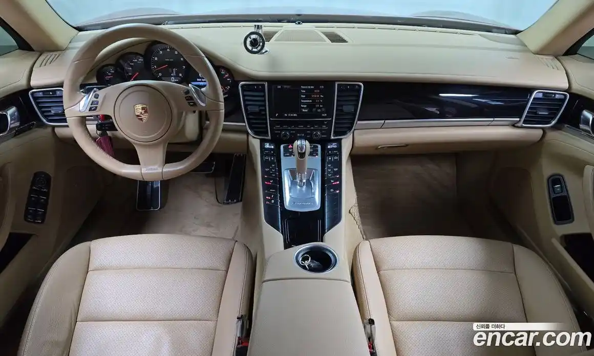 Porsche Panamera 2015 3.6 Автомат в Москве № 165549, фото 7