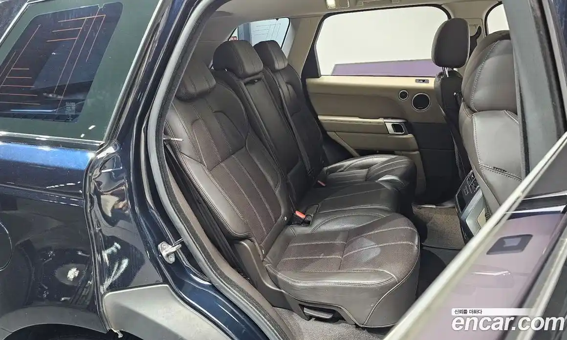 Land Rover Range-Rover Sport 2014 3.0 Автомат в Москве № 166626, фото 10