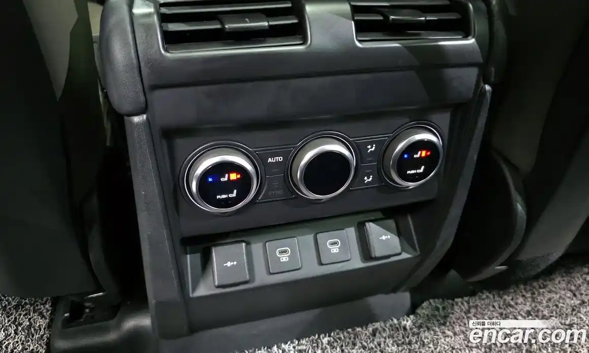 Land Rover Defender 2022 3.0 Автомат в Москве № 166688, фото 17