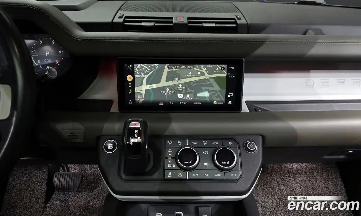 Land Rover Defender 2022 3.0 Автомат в Москве № 166688, фото 6