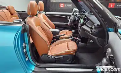 Mini Cooper Convertible 2018 2.0 Автомат в Москве № 167155, миниатюра 8