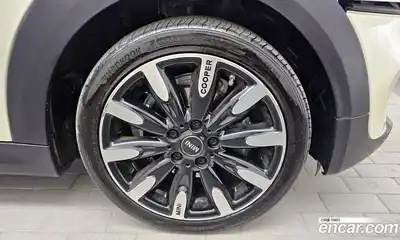 Mini Cooper Convertible 2021 1.5 Автомат в Москве № 167180, миниатюра 2