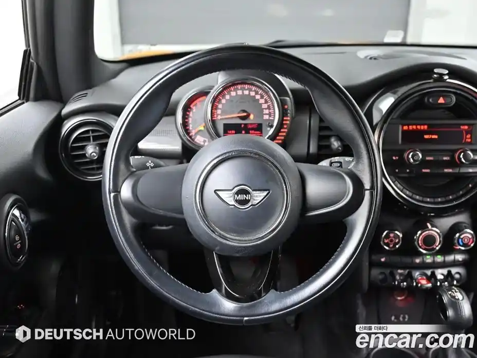 Mini Cooper 2014 Автомат в Москве № 167511, фото 13