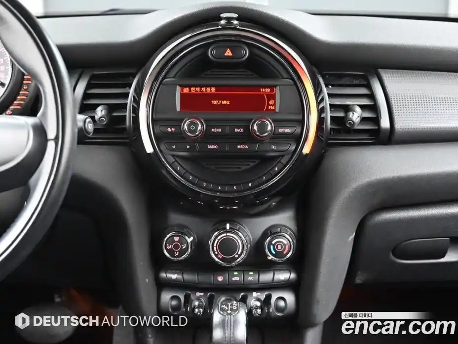 Mini Cooper 2014 Автомат в Москве № 167511, фото 14