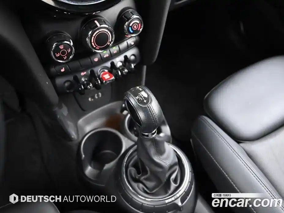 Mini Cooper 2014 Автомат в Москве № 167511, фото 9