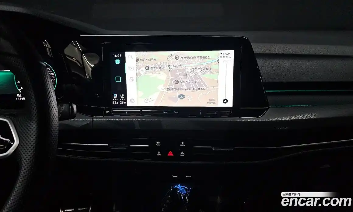 Volkswagen Golf 2024 2.0 Автомат в Москве № 168442, фото 7