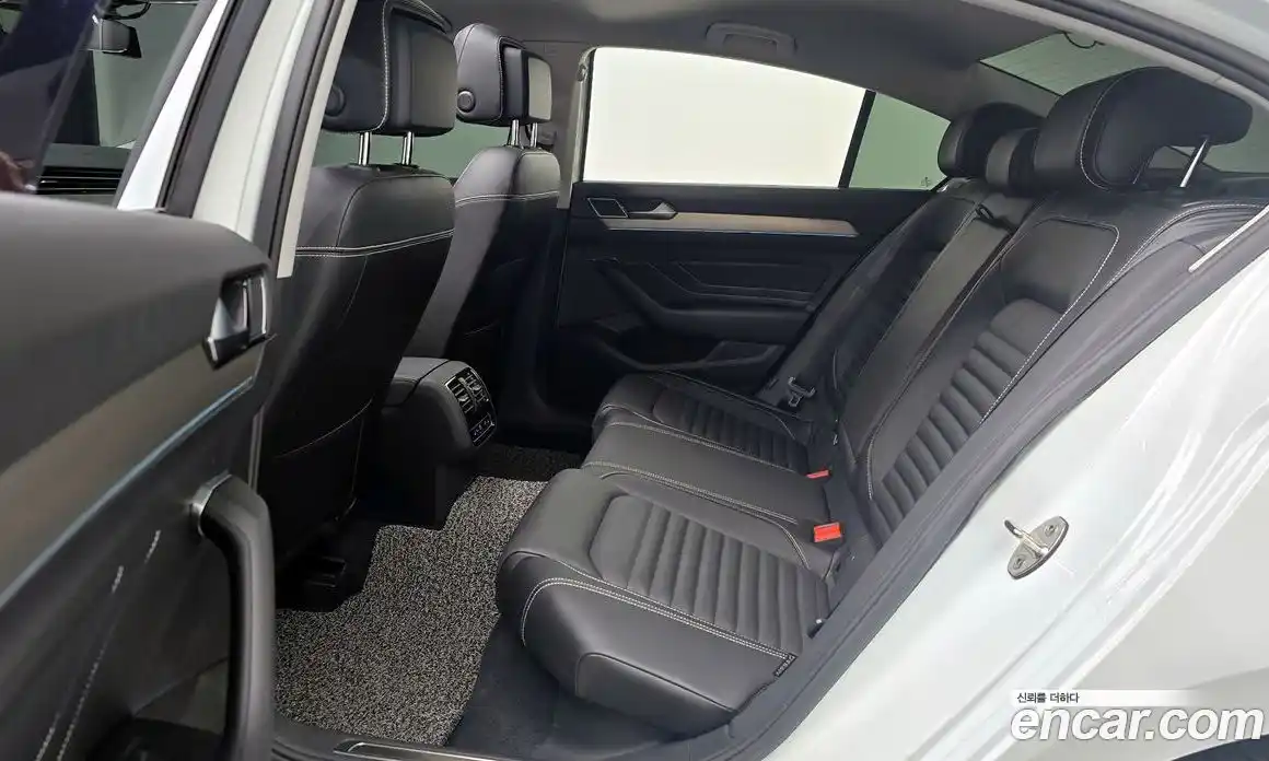 Volkswagen Passat 2022 2.0 Автомат в Москве № 168549, фото 13