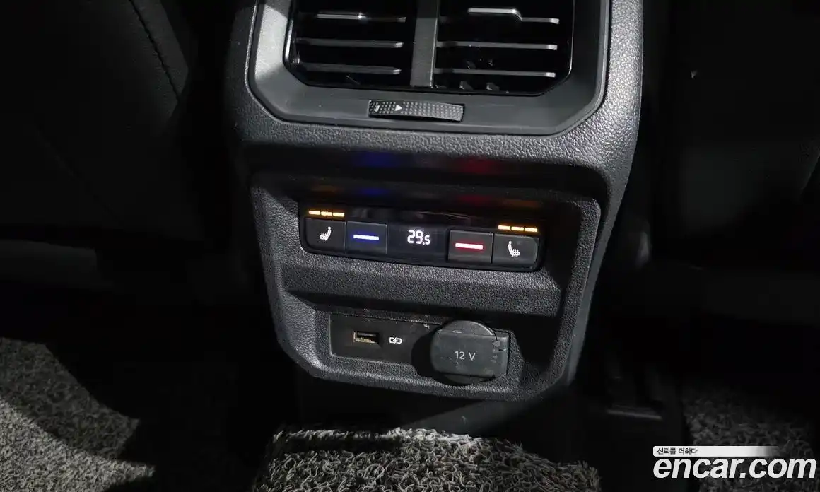 Volkswagen Tiguan 2020 2.0 Автомат в Москве № 168695, фото 19