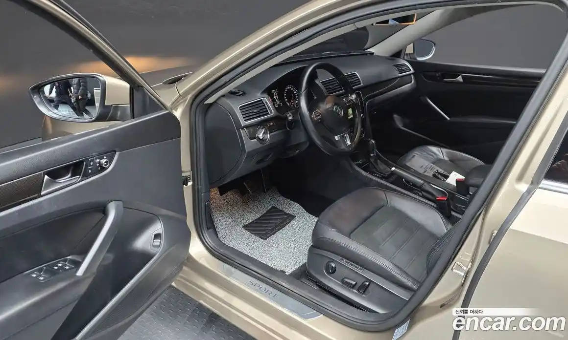 Volkswagen Passat 2015 1.8 Автомат в Москве № 168861, фото 11