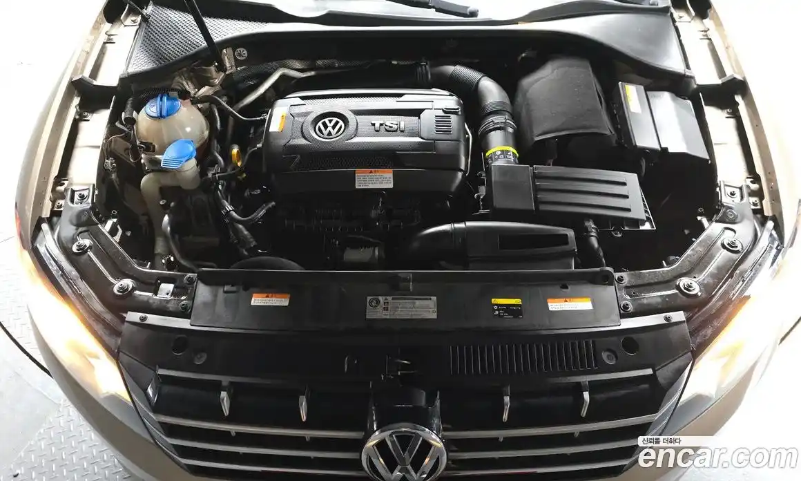 Volkswagen Passat 2015 1.8 Автомат в Москве № 168861, фото 6