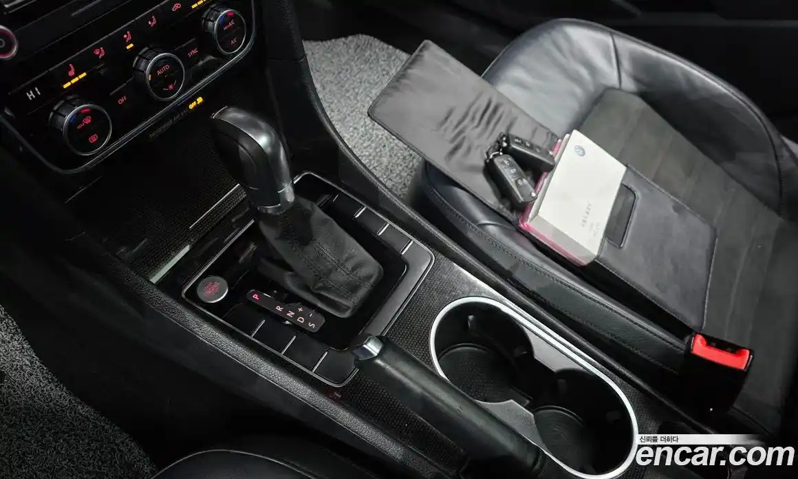 Volkswagen Passat 2015 1.8 Автомат в Москве № 168861, фото 9