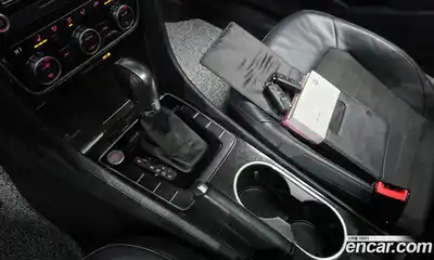 Volkswagen Passat 2015 1.8 Автомат в Москве № 168861, миниатюра 9