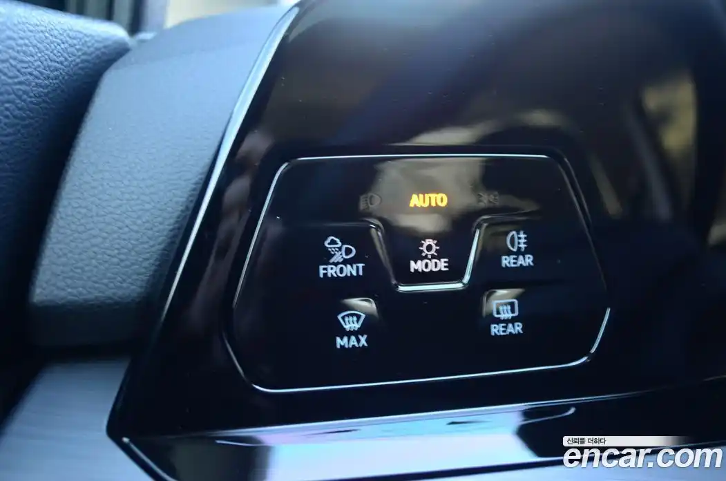 Volkswagen Golf 2024 2.0 Автомат в Москве № 169136, фото 13