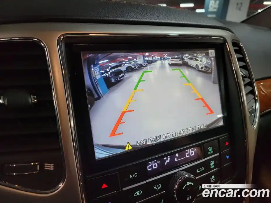 Jeep Cherokee 2012 3.0 Автомат в Москве № 170065, фото 11