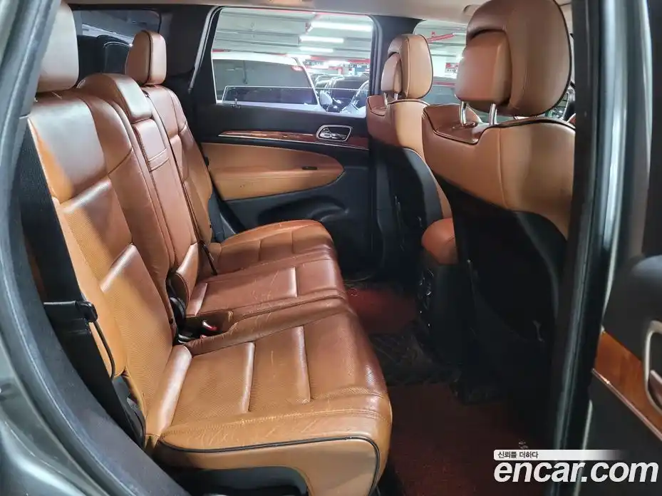 Jeep Cherokee 2012 3.0 Автомат в Москве № 170065, фото 9