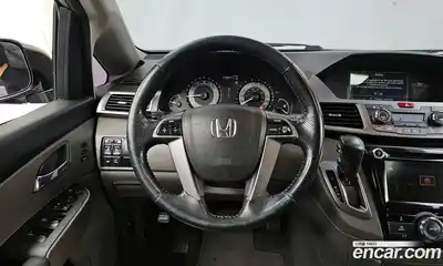 Honda Odyssey 2015 3.5 Автомат в Москве № 170674, миниатюра 9