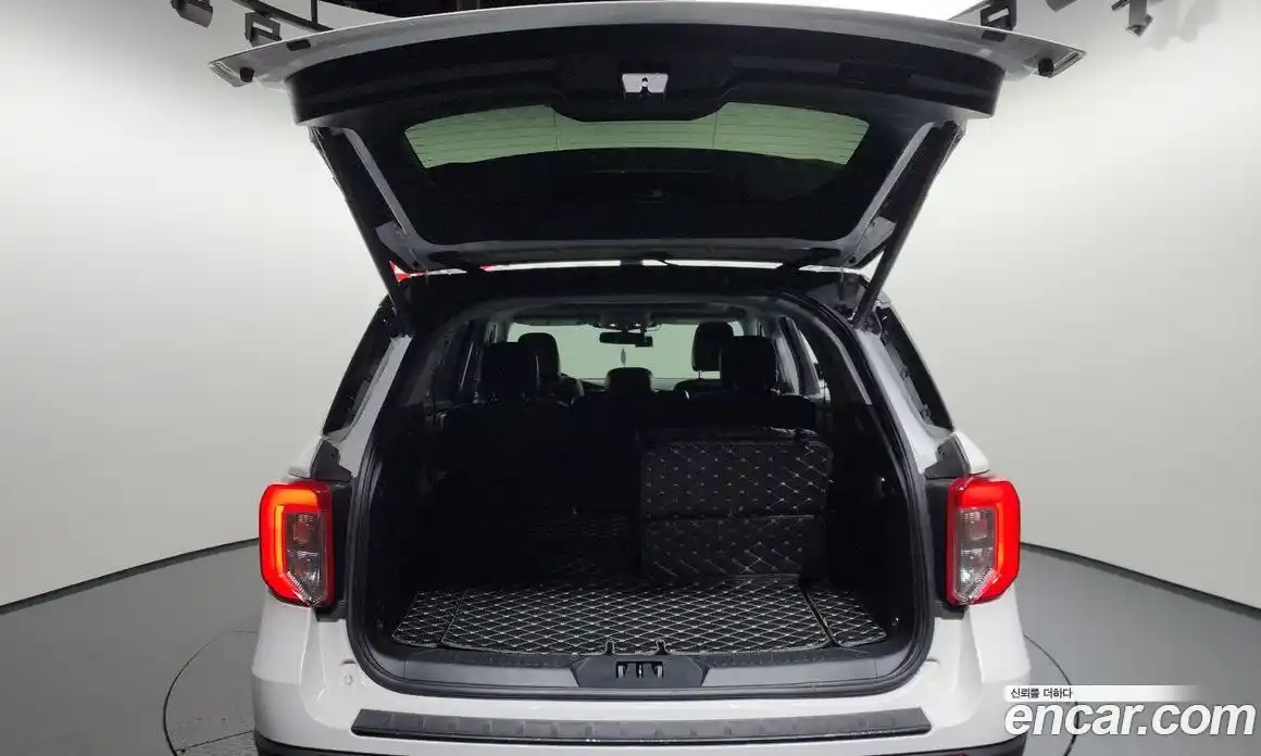 Ford Explorer 2020 2.3 Автомат в Москве № 170953, фото 13