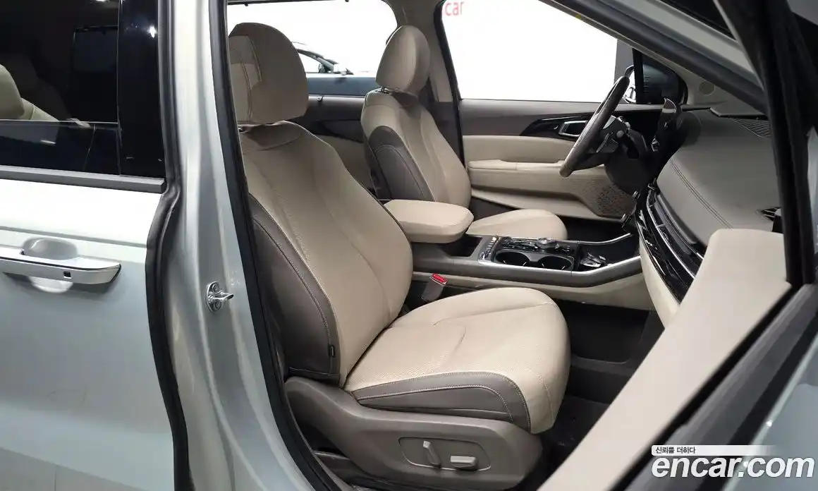 Kia Canival 2024 3.5 Автомат в Москве № 17311, фото 13