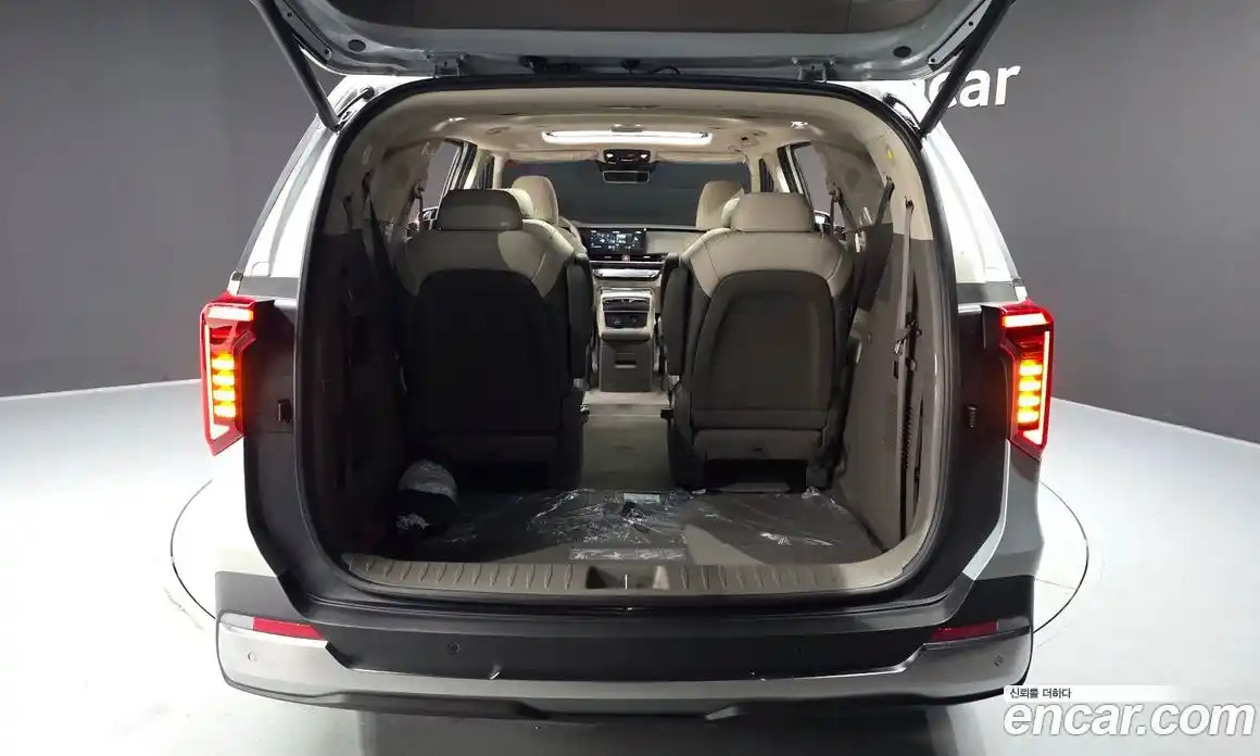 Kia Canival 2024 3.5 Автомат в Москве № 17311, фото 17