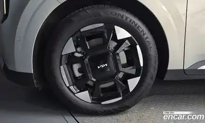 Kia Canival 2024 3.5 Автомат в Москве № 17311, миниатюра 9