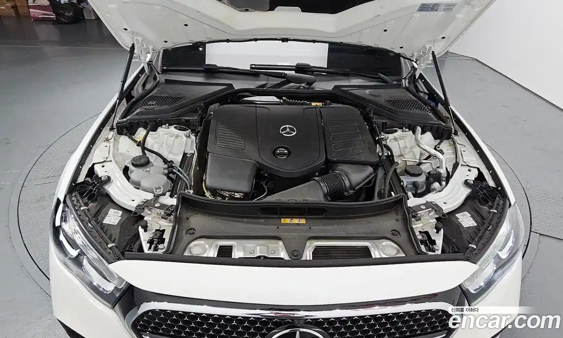 Mercedes-Benz E-Class 2025 2.0 Автомат в Москве № 175595, фото 17