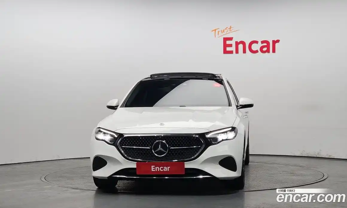 Mercedes-Benz E-Class 2025 2.0 Автомат в Москве № 175595, фото 2