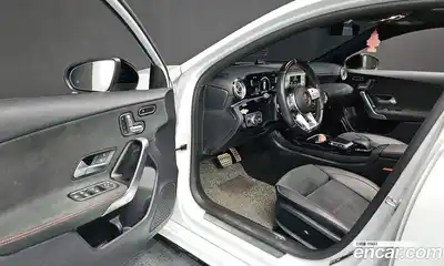 Mercedes-Benz A-Class 2023 2.0 Автомат в Москве № 176882, миниатюра 9