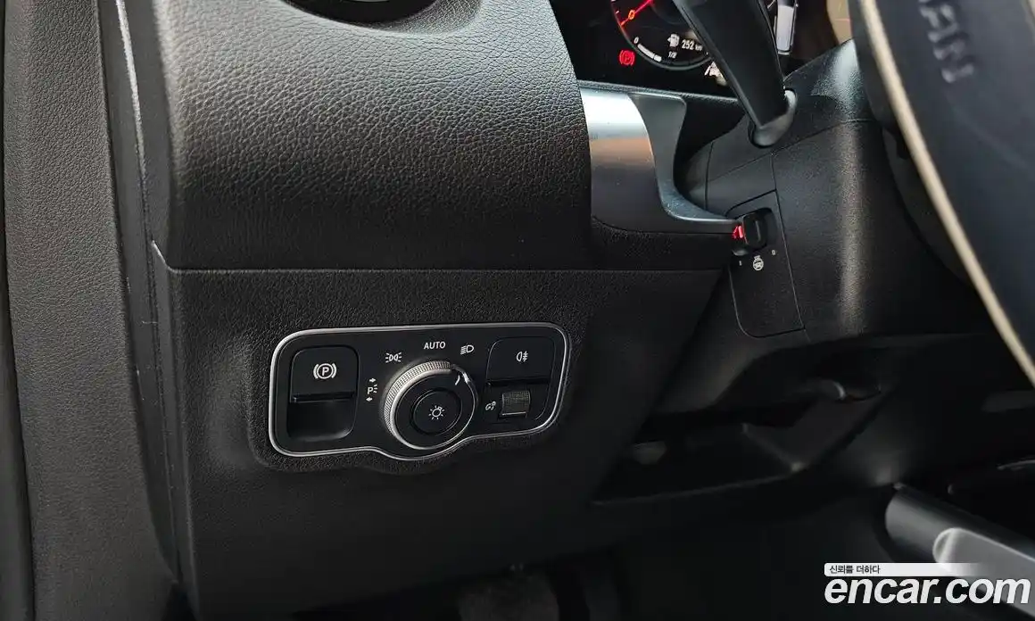 Mercedes-Benz GLB-Class 2023 1.9 Автомат в Москве № 177188, фото 12