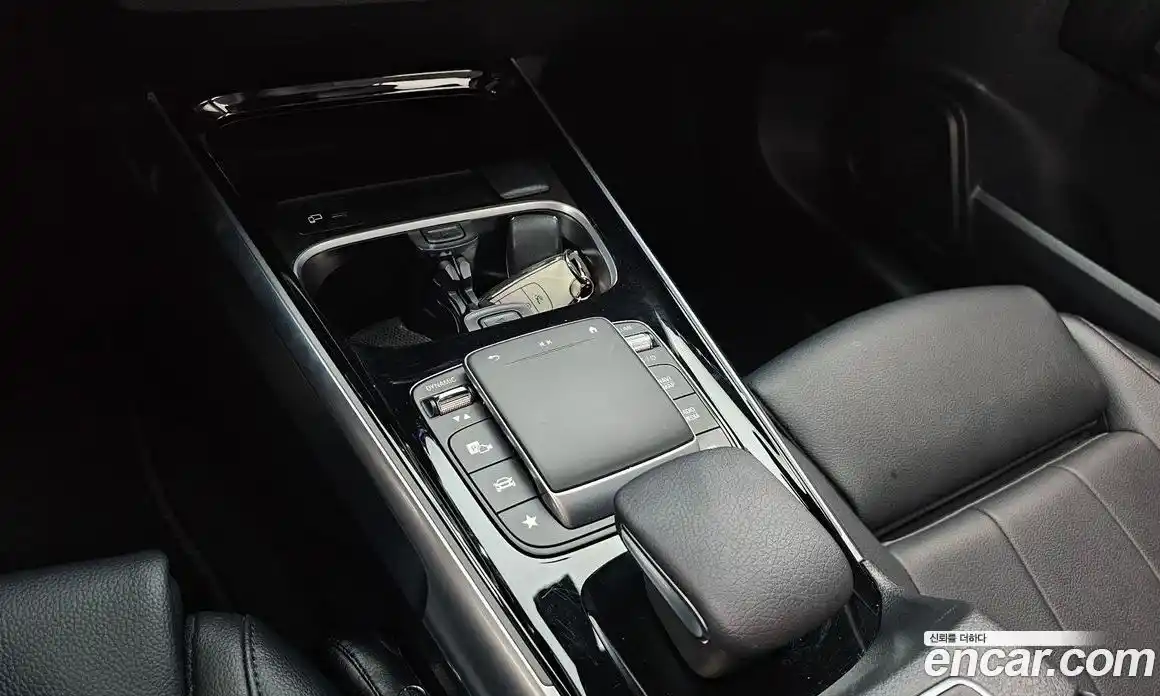 Mercedes-Benz GLB-Class 2023 1.9 Автомат в Москве № 177188, фото 20