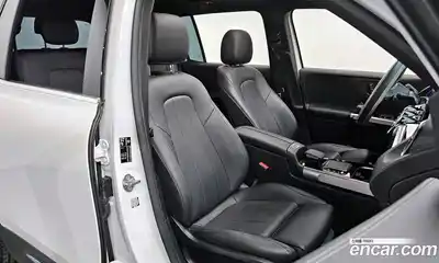 Mercedes-Benz GLB-Class 2023 1.9 Автомат в Москве № 177188, миниатюра 2