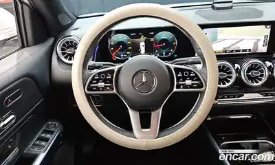 Mercedes-Benz GLB-Class 2023 1.9 Автомат в Москве № 177188, миниатюра 7