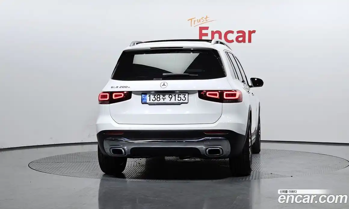 Mercedes-Benz GLB-Class 2023 1.9 Автомат в Москве № 177188, фото 10