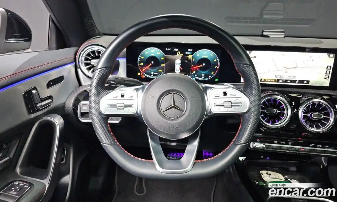 Mercedes-Benz CLA-Class 2023 2.0 Автомат в Москве № 177390, фото 12