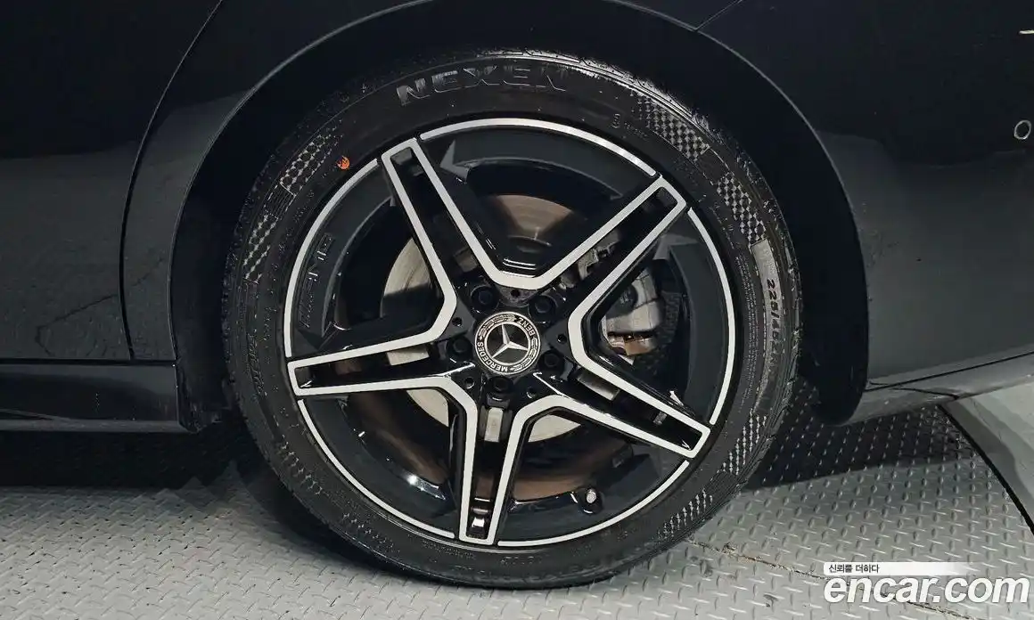 Mercedes-Benz CLA-Class 2023 2.0 Автомат в Москве № 177390, фото 5