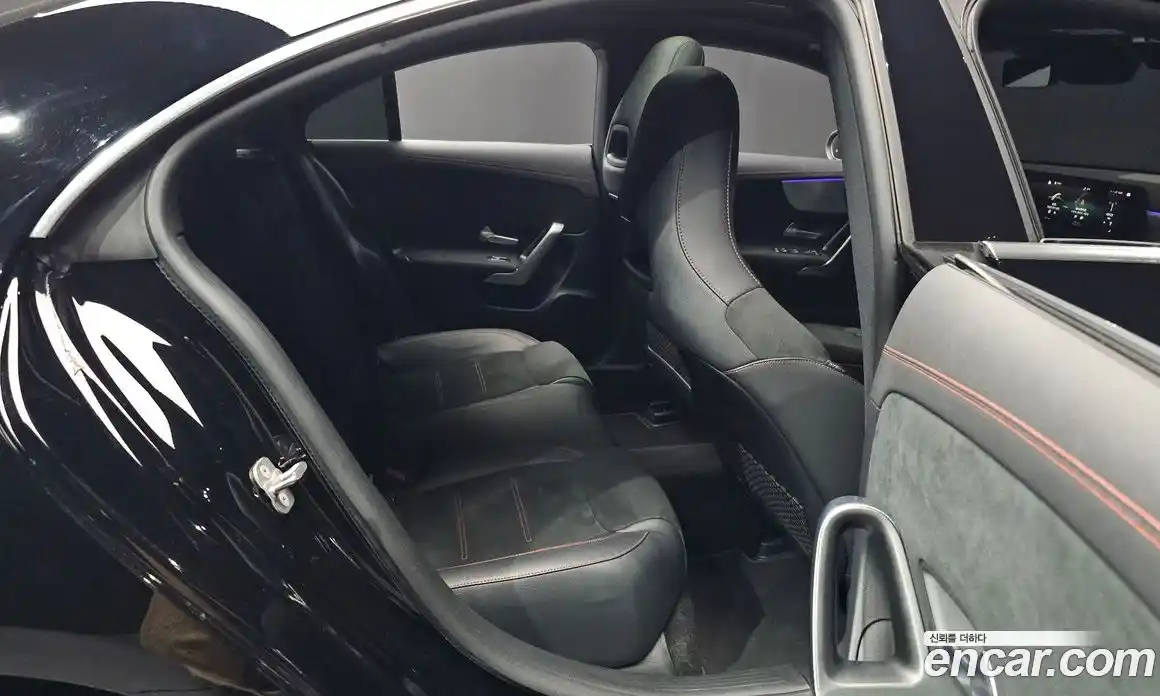 Mercedes-Benz CLA-Class 2023 2.0 Автомат в Москве № 177390, фото 10