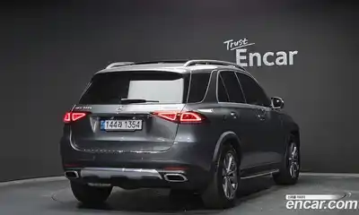 Mercedes-Benz GLE-Class 2023 2.0 Автомат в Москве № 178339, миниатюра 4