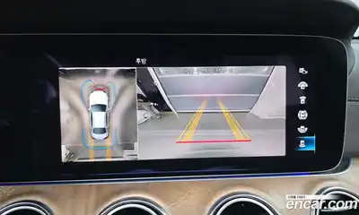 Mercedes-Benz E-Class, 2022