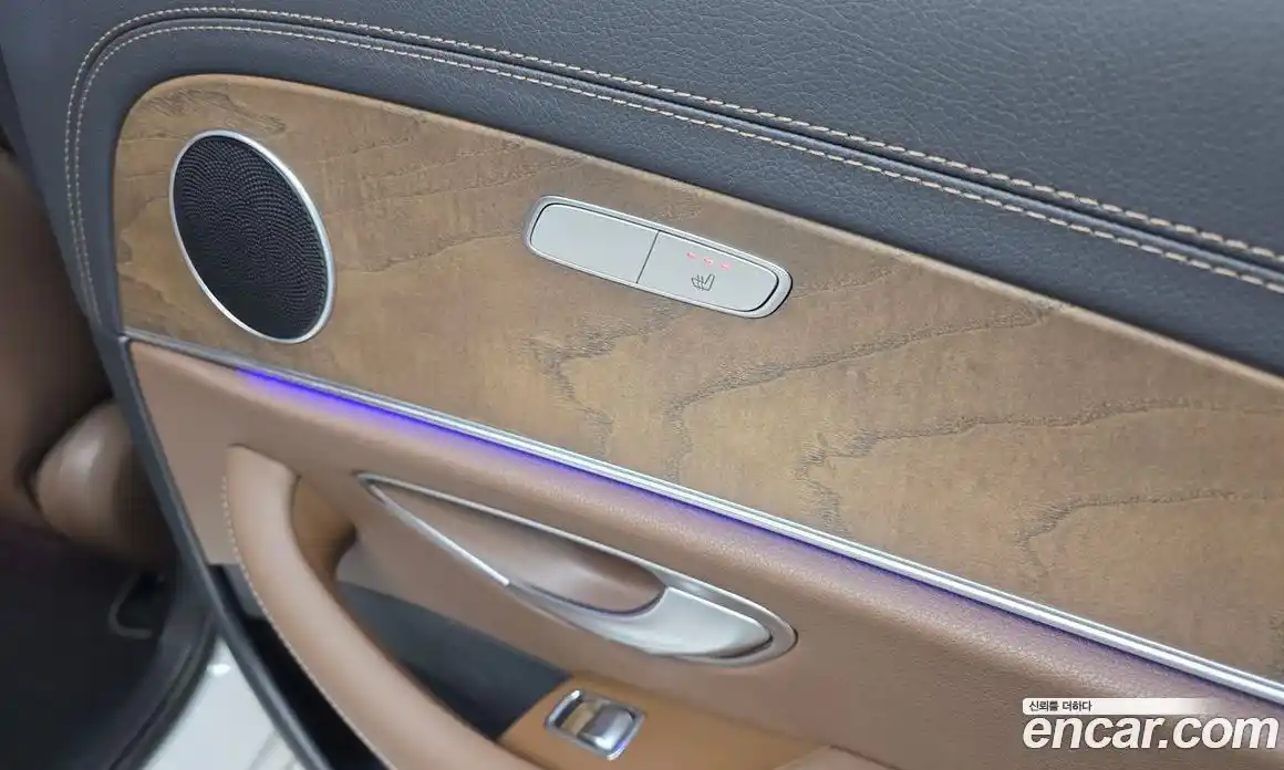 Mercedes-Benz E-Class 2022 2.0 Автомат в Москве № 178978, фото 14