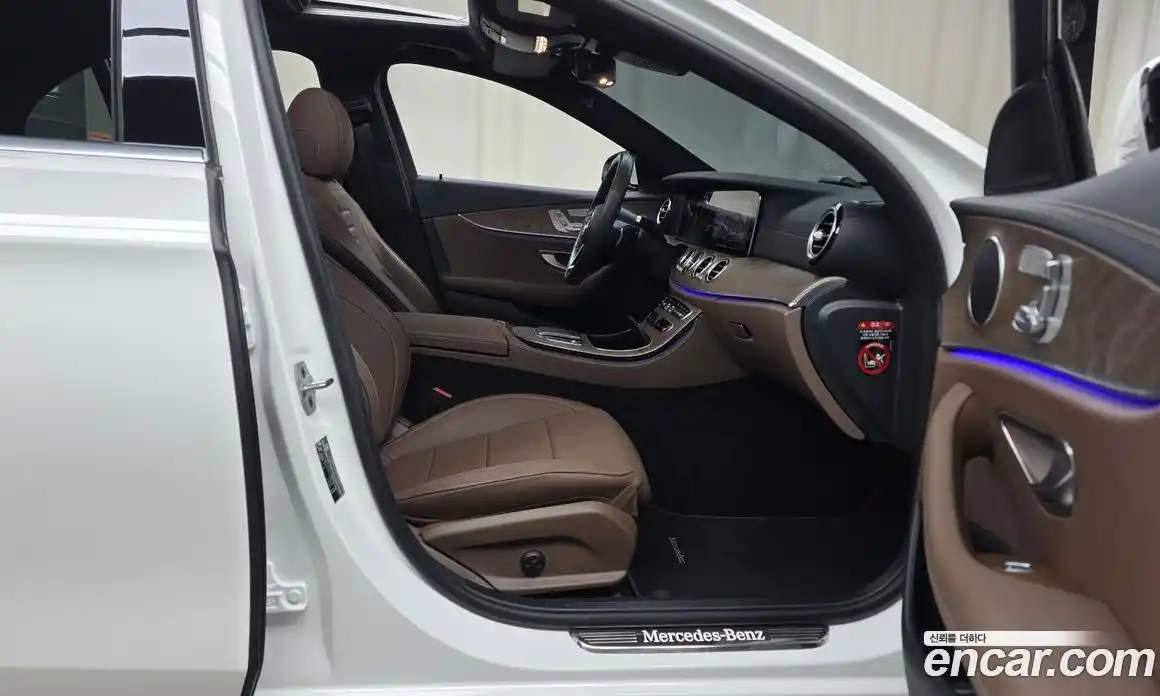 Mercedes-Benz E-Class 2022 2.0 Автомат в Москве № 178978, фото 5