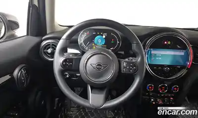 Mini Cooper 2022 1.5 Автомат в Москве № 180201, миниатюра 10
