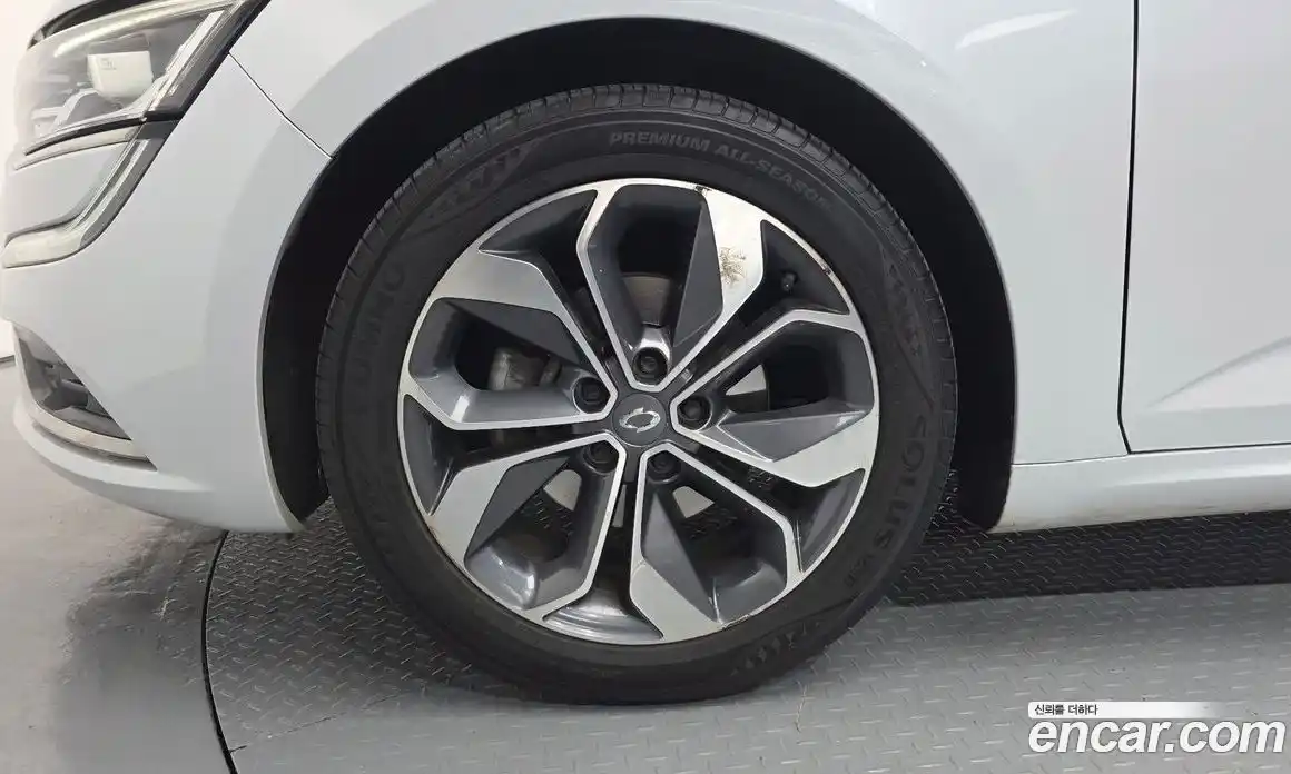 Renault SM6 2019 1.6 Автомат в Москве № 184251, фото 3