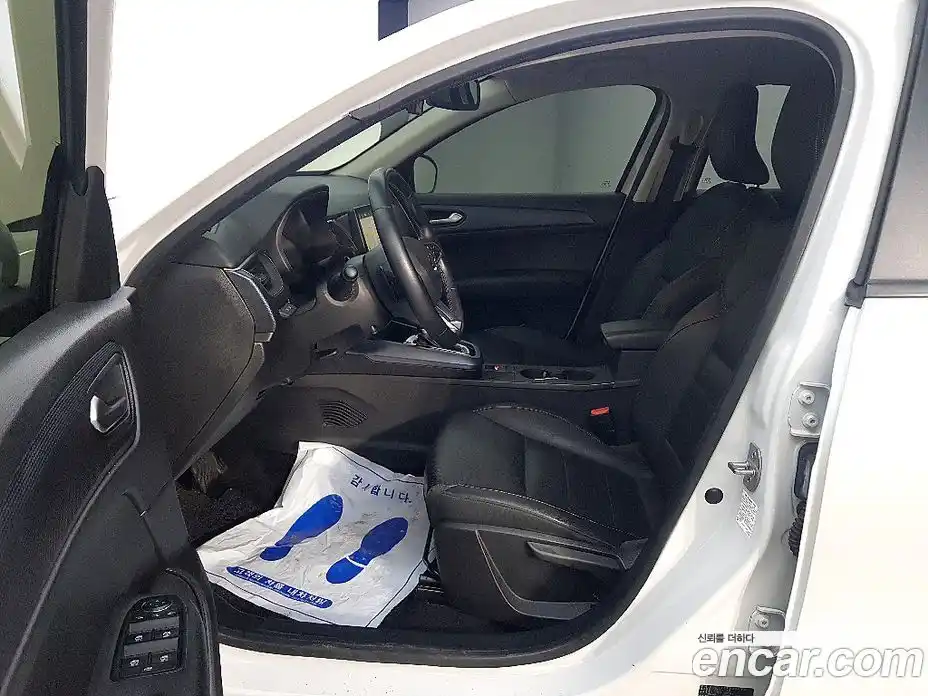 Renault XM3 2021 1.6 Автомат в Москве № 185630, фото 8