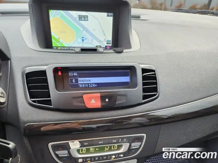 Renault SM3 2014 1.6 Автомат в Москве № 186098, фото 15