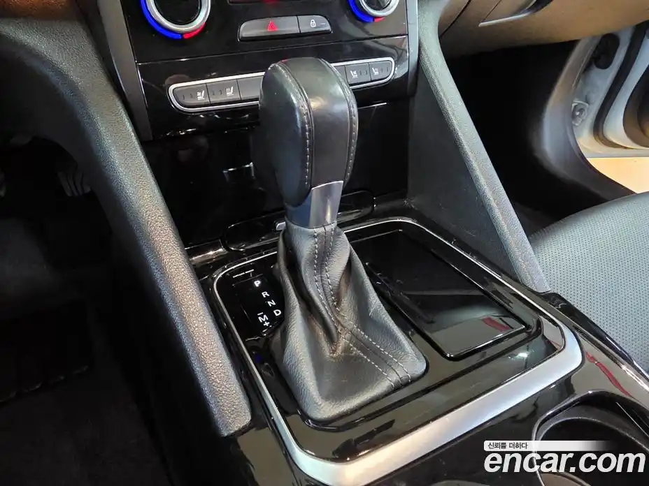 Renault SM6 2016 2.0 Автомат в Москве № 186419, фото 16